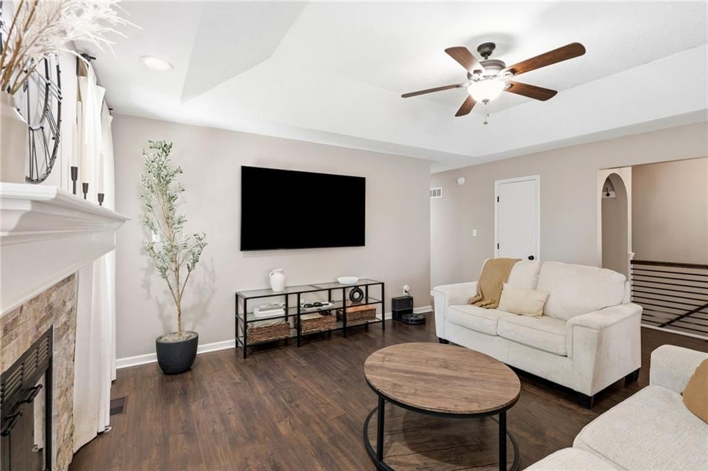 1100 NE Deerbrook Terrace — photo 10