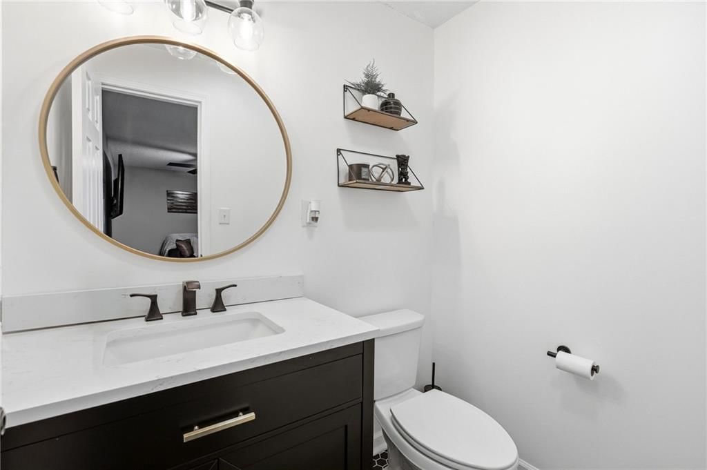 1100 NE Deerbrook Terrace — photo 37
