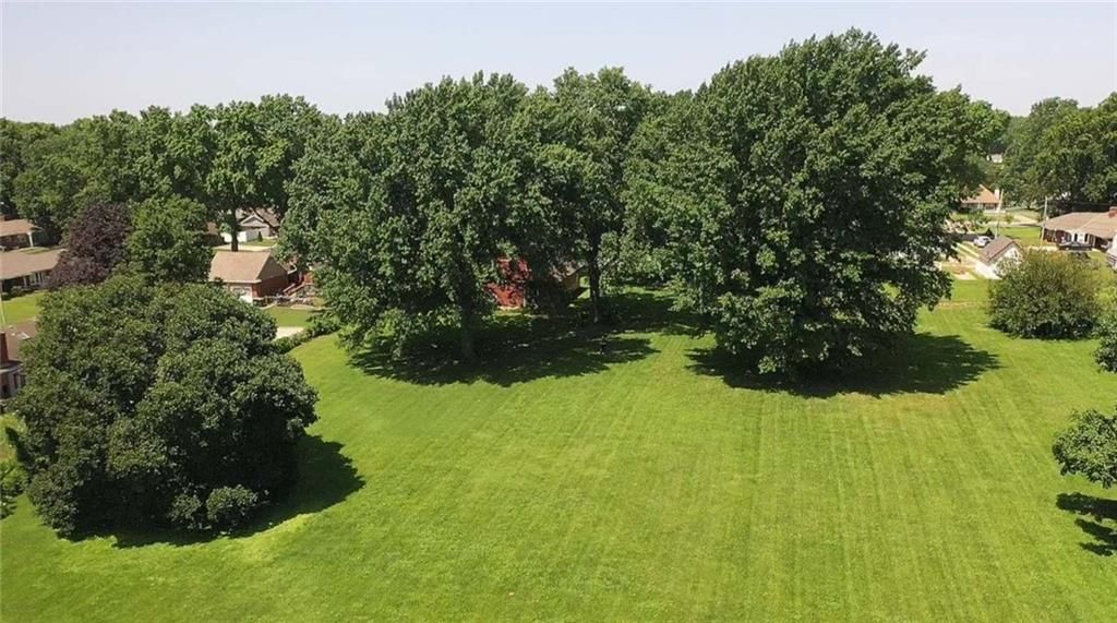4508 S Crysler Avenue — photo 2
