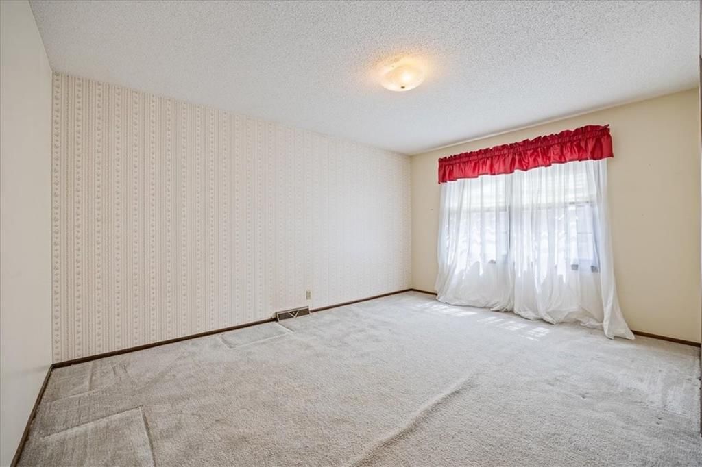 13312 Riverview Avenue — photo 16
