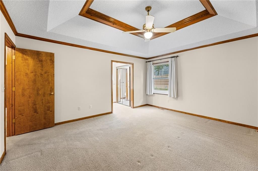 8639 Greenway Lane — photo 23