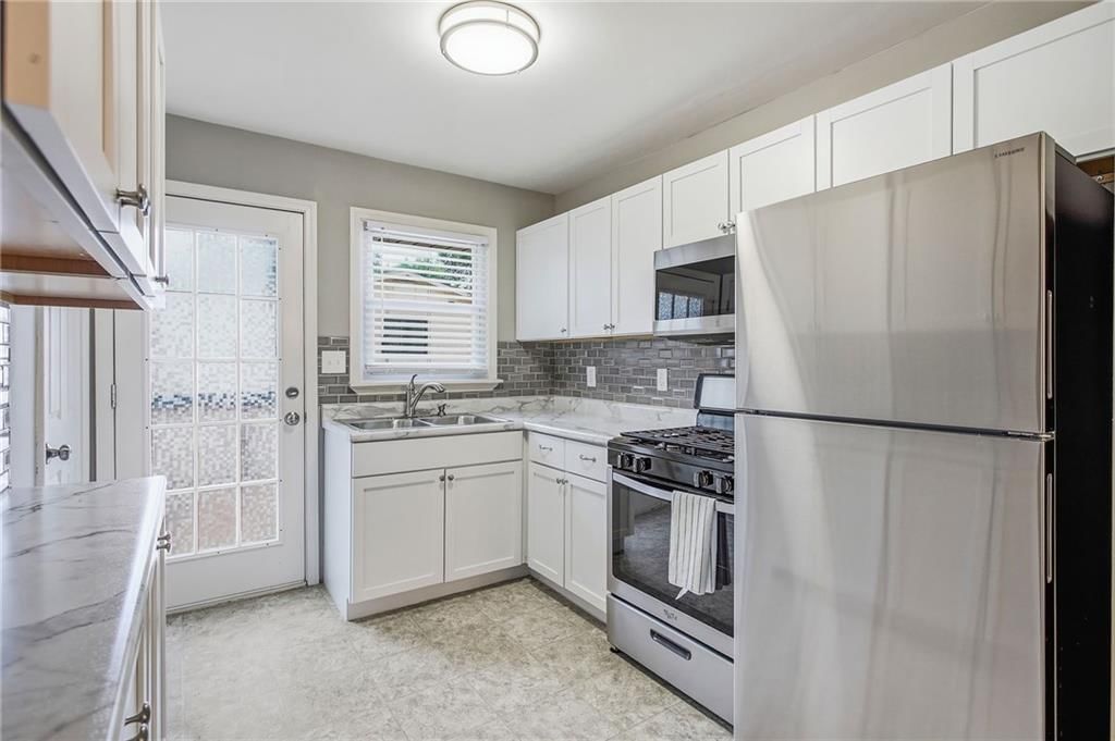 3414 S EVANSTON Avenue — photo 13