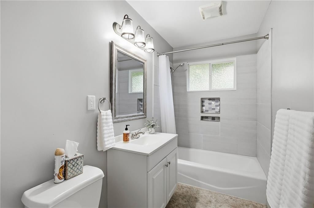 3414 S EVANSTON Avenue — photo 21
