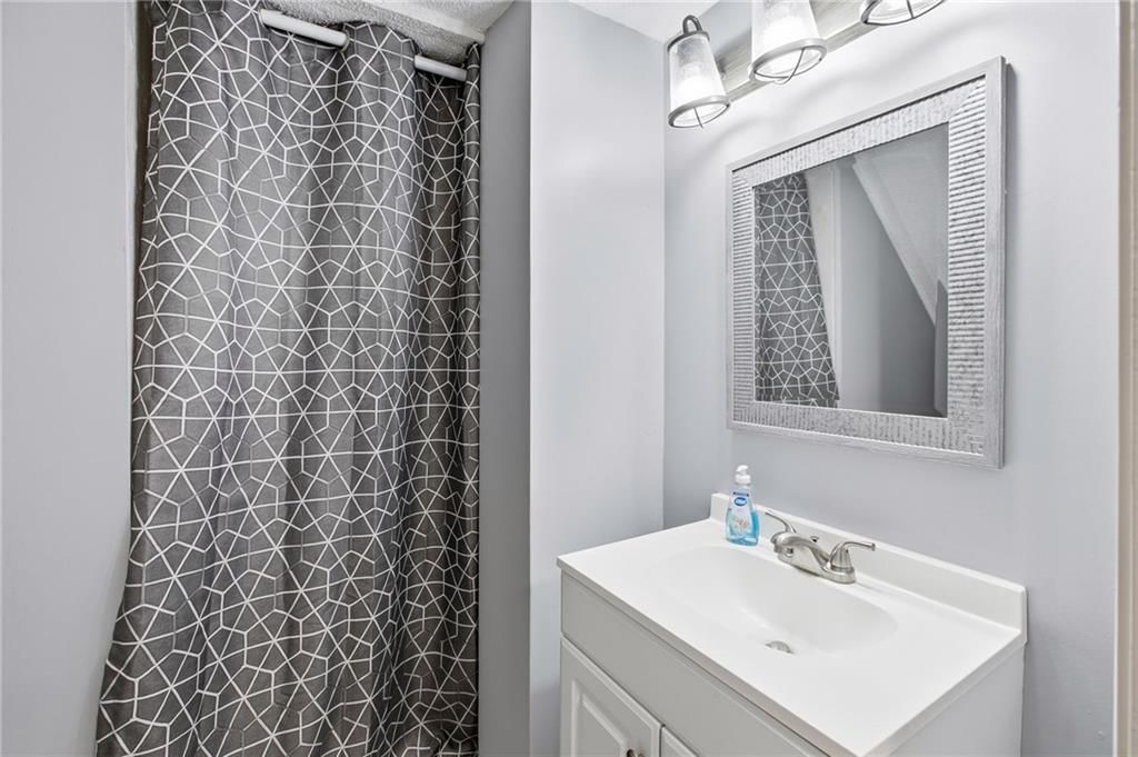 3414 S EVANSTON Avenue — photo 27