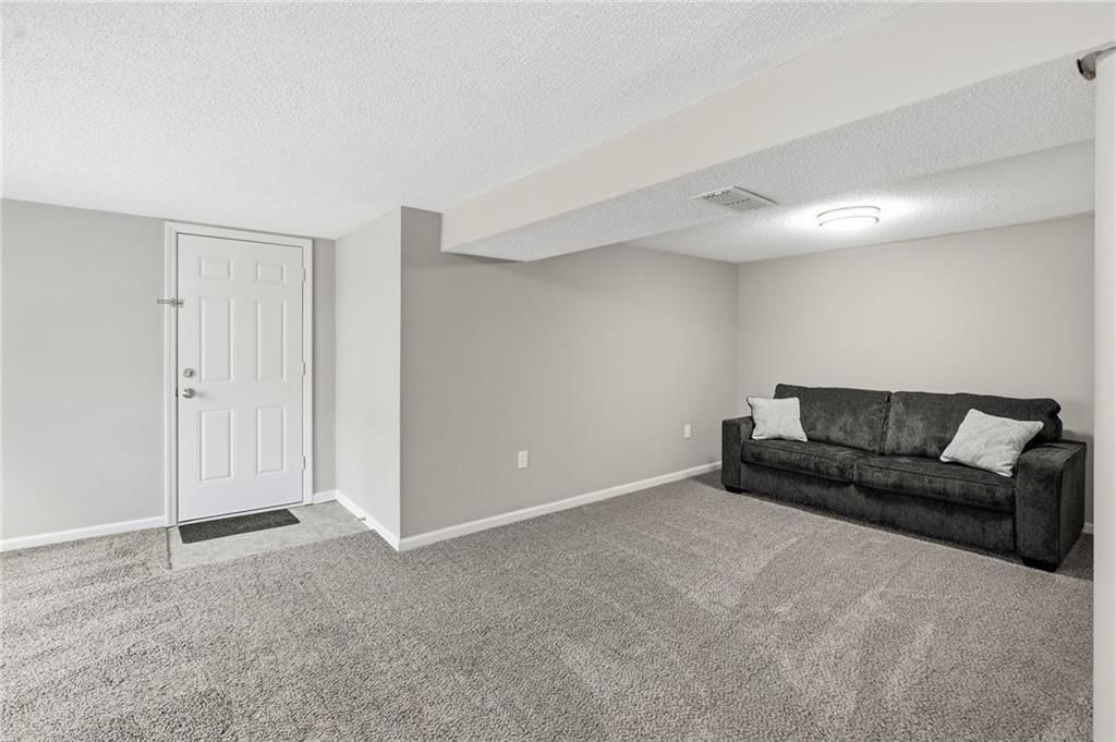 3414 S EVANSTON Avenue — photo 28