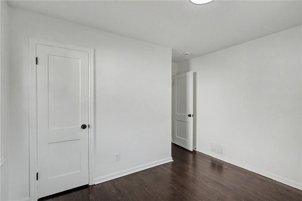 5016 W 51st Street — photo 13