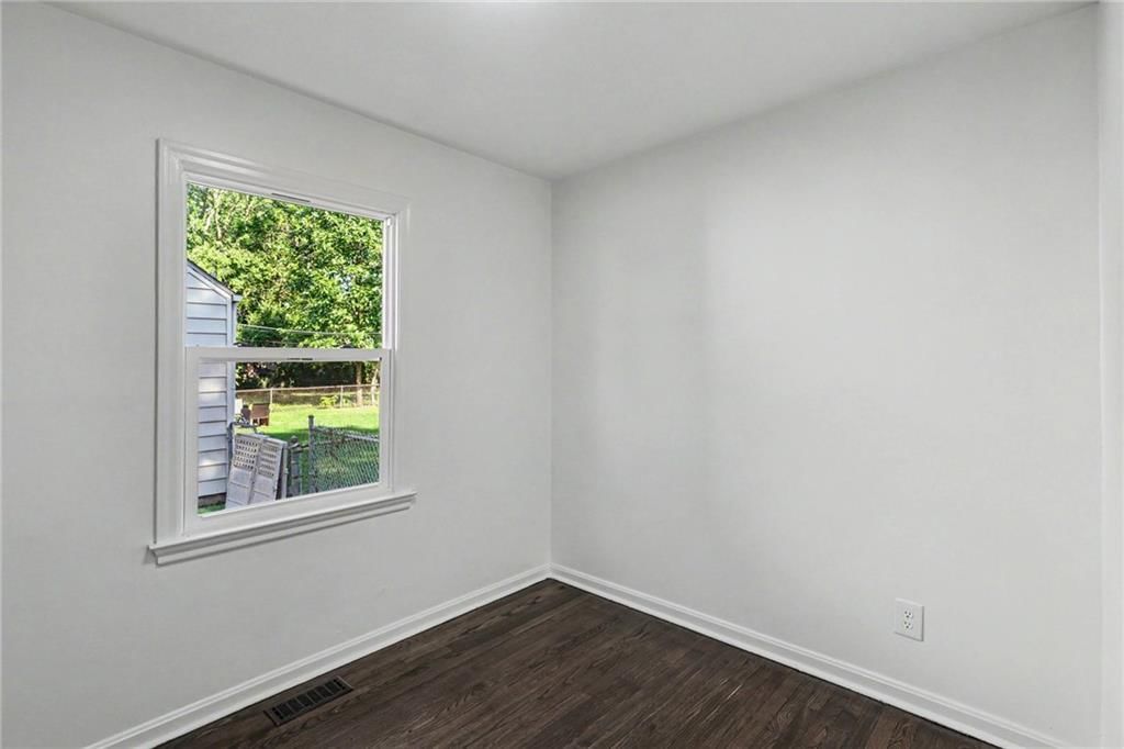 5016 W 51st Street — photo 16