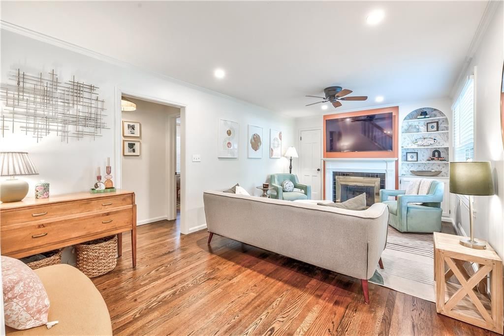 5421 Juniper Street — photo 3