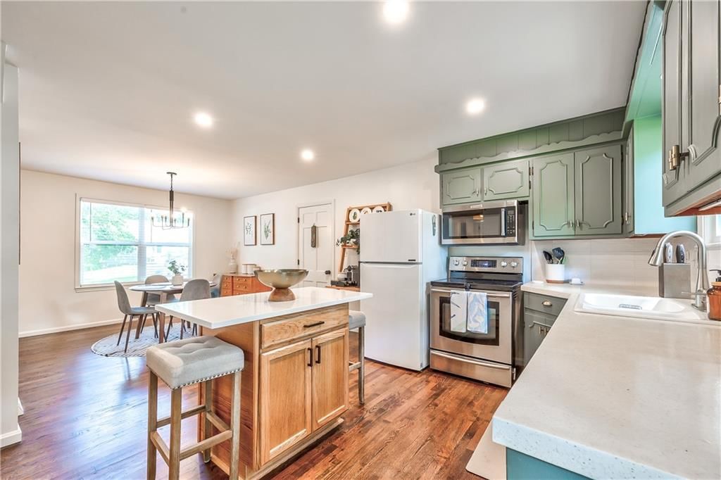 5421 Juniper Street — photo 14