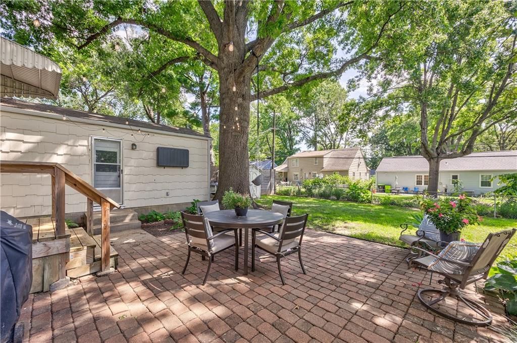 5421 Juniper Street — photo 48