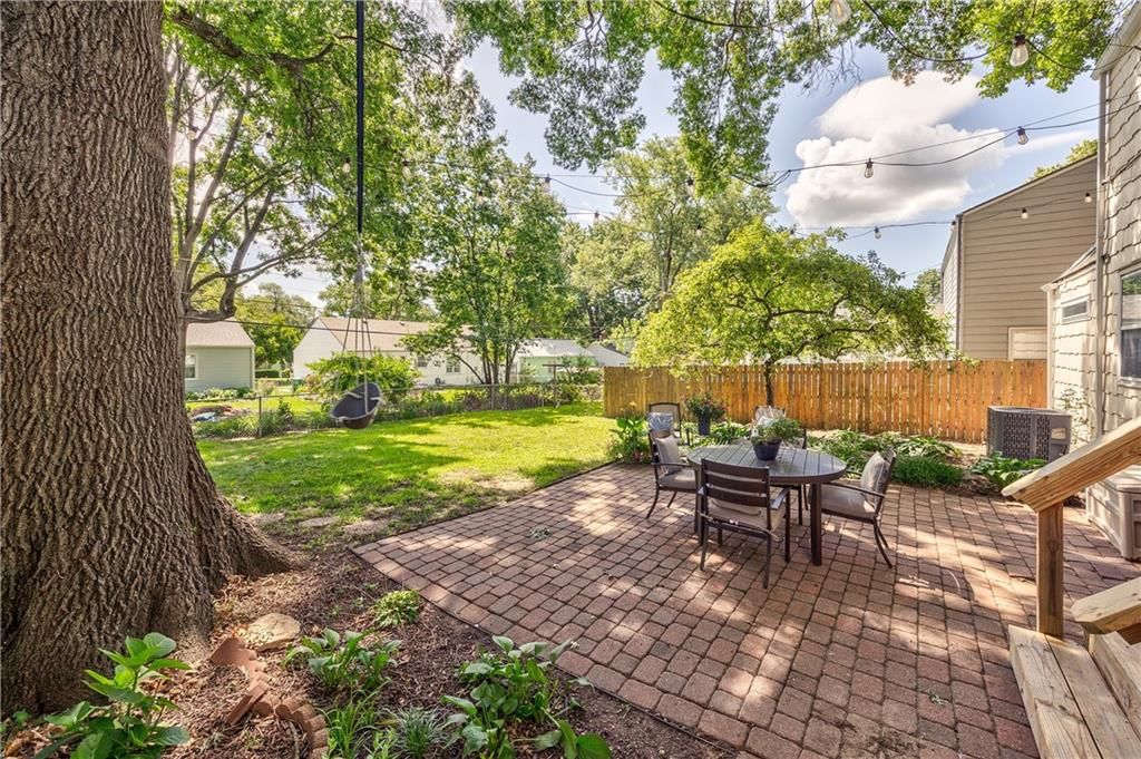 5421 Juniper Street — photo 49