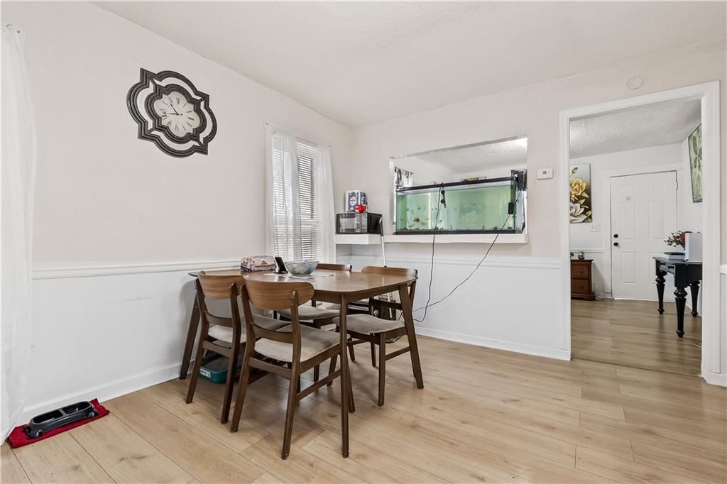 521 N Osage Street — photo 12
