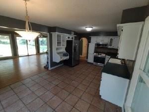 16405 Spring Valley Road — photo 4