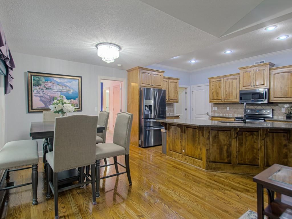 21431 W 112th Terrace — photo 10