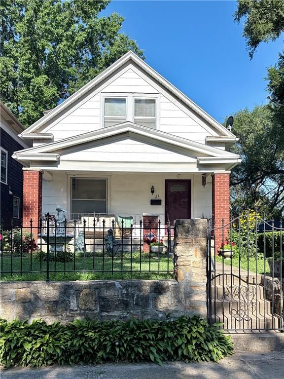 24 S Baltimore Street — photo 1