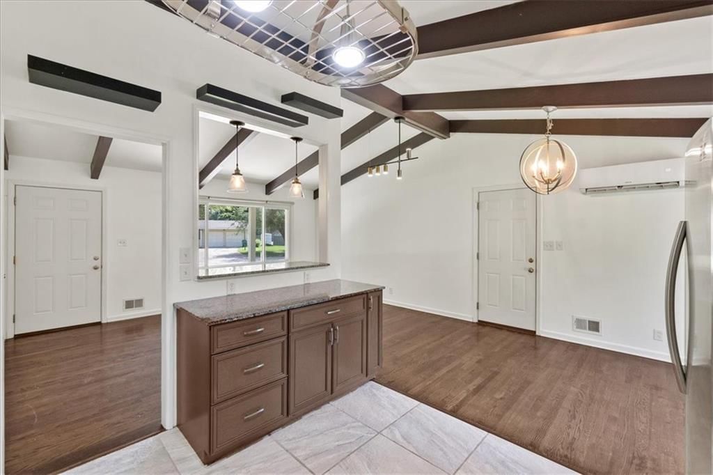 7306 Larsen Lane — photo 15