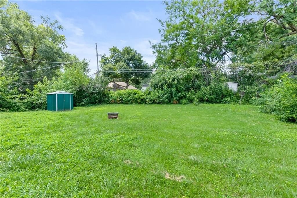 7306 Larsen Lane — photo 33