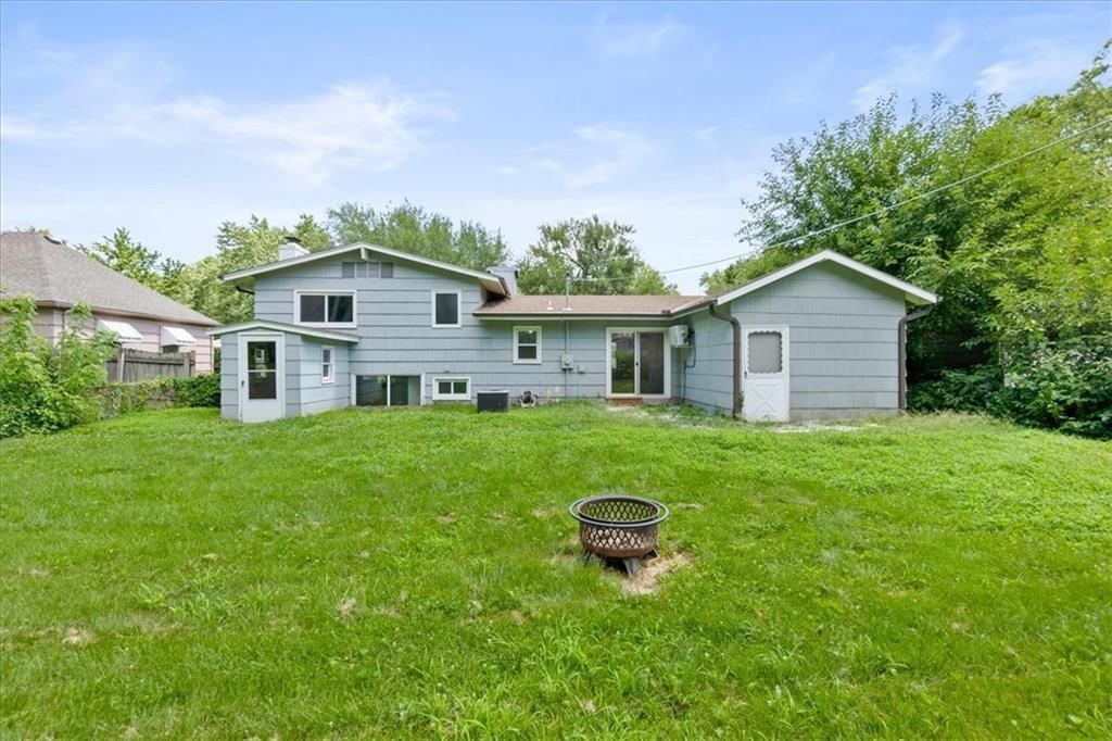 7306 Larsen Lane — photo 35