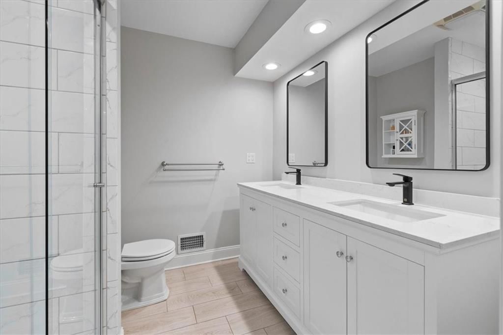 2700 W 104th Terrace — photo 30