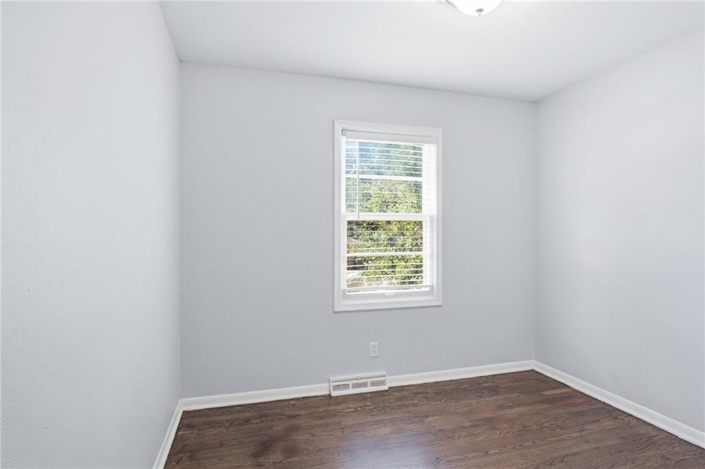 8602 E 110th Street — photo 5