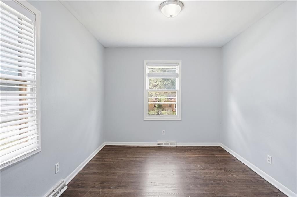 8602 E 110th Street — photo 17