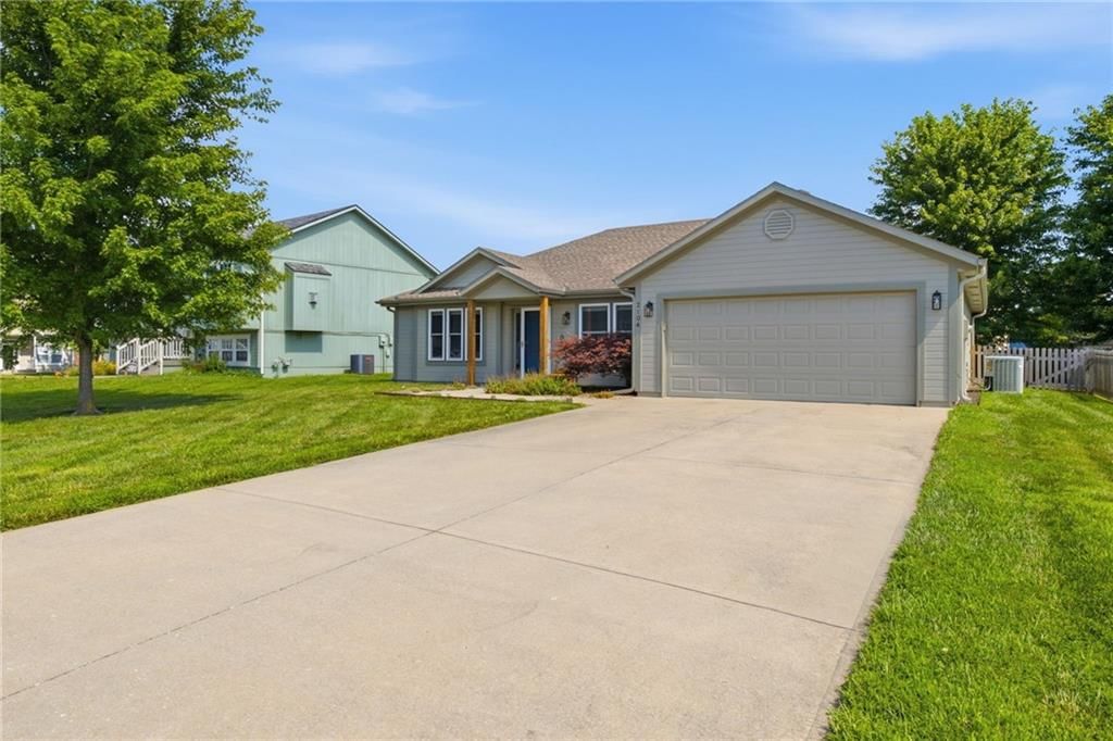 2104 Cherokee Drive — photo 2