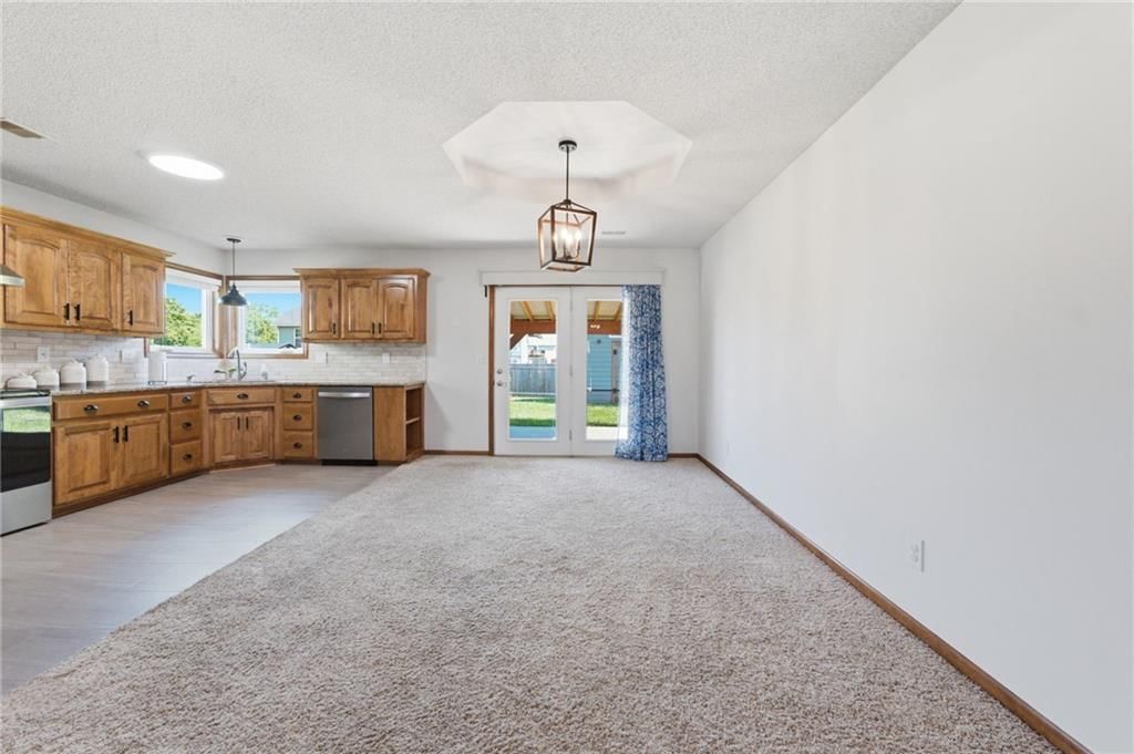 2104 Cherokee Drive — photo 7