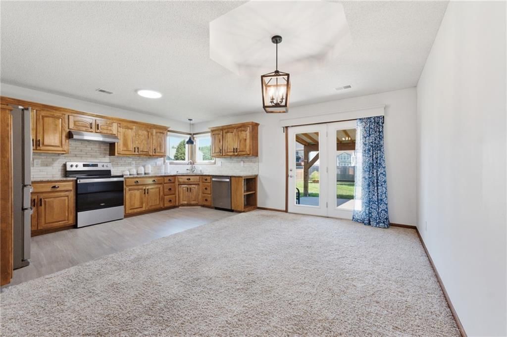 2104 Cherokee Drive — photo 8