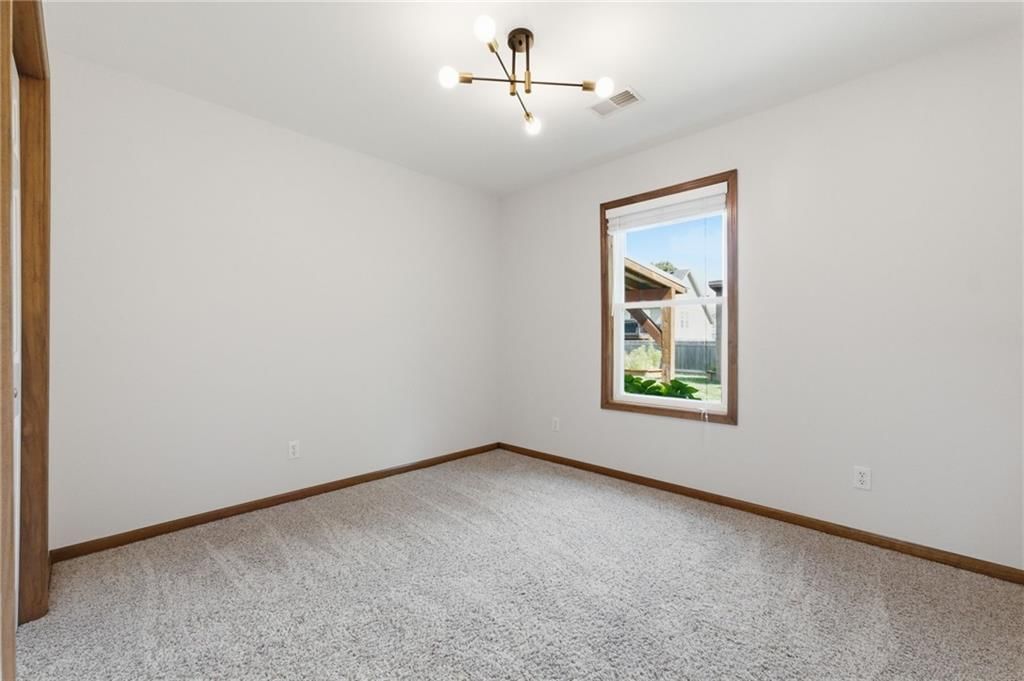 2104 Cherokee Drive — photo 22