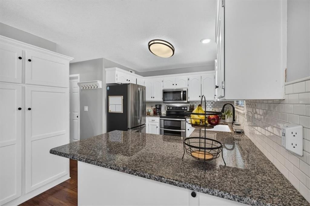 20316 W 219th Street — photo 23