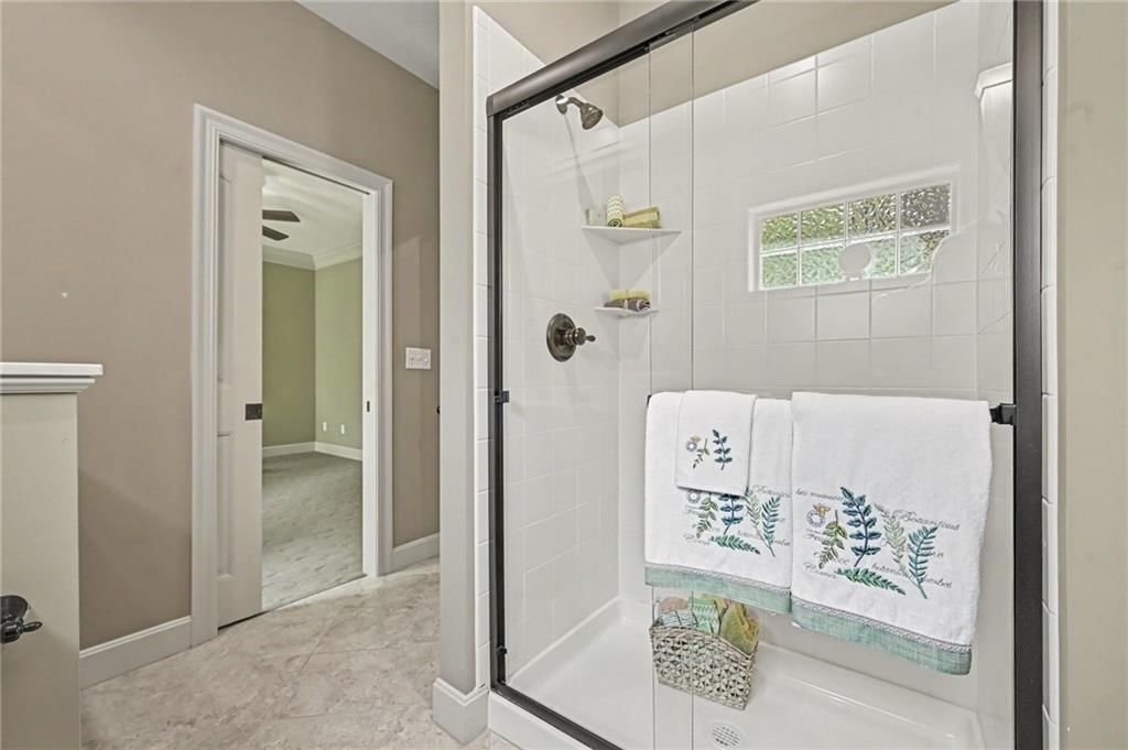 2812 NE 102nd Terrace — photo 7