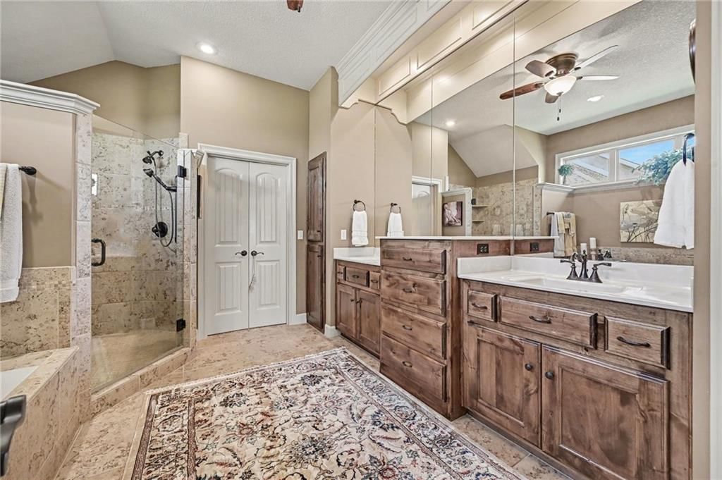 2812 NE 102nd Terrace — photo 32