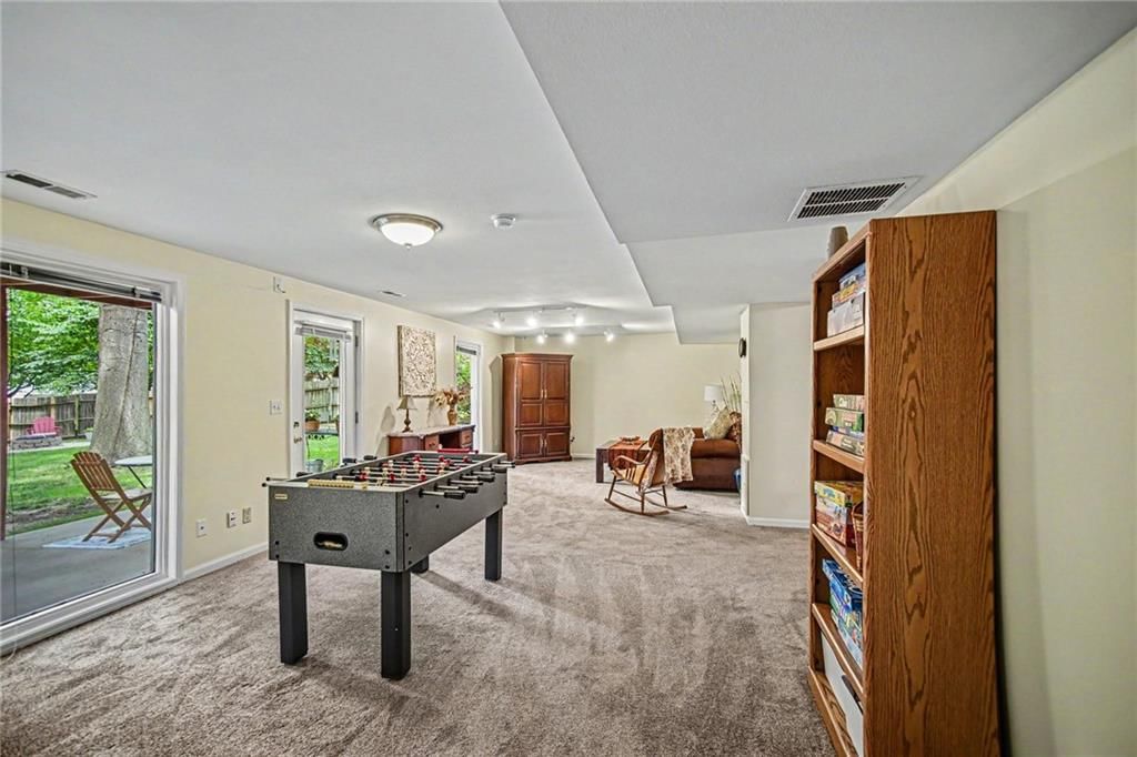 1538 Canterbury Lane — photo 19