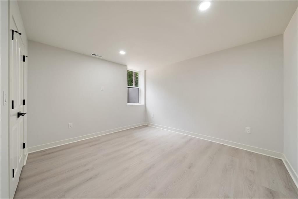 2930 N 59th Street — photo 26