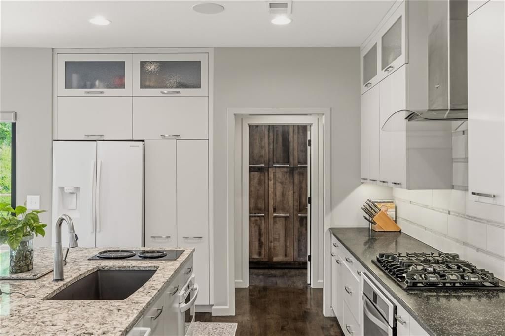 612 NW 40th Terrace — photo 9