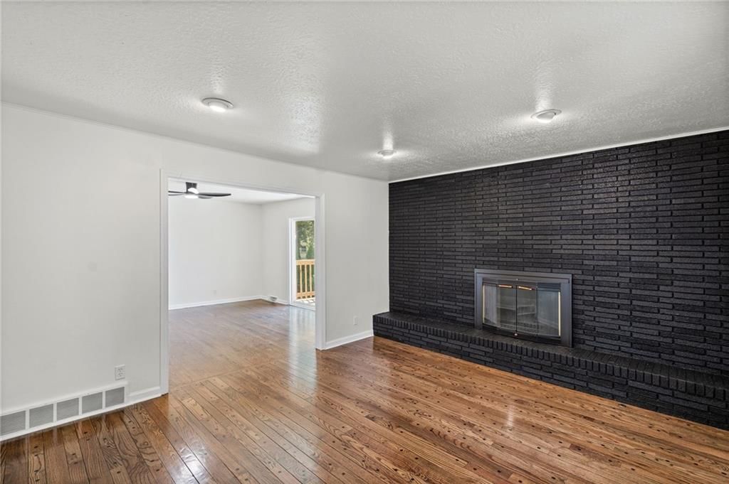 8819 E 61st Street — photo 8