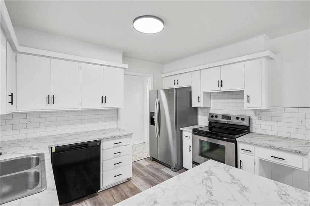 8819 E 61st Street — photo 13