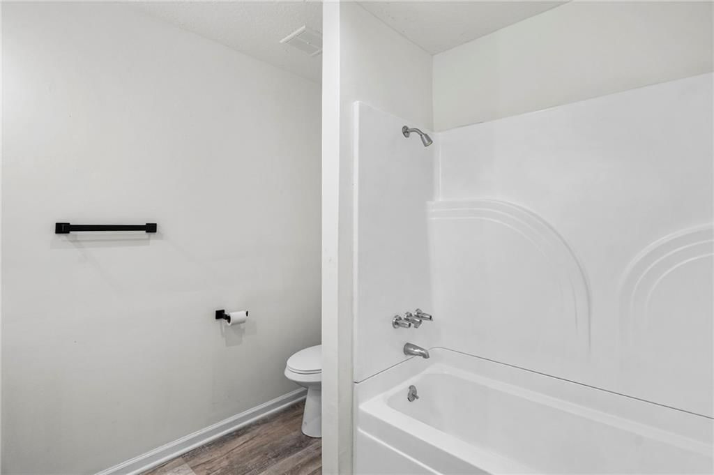 8819 E 61st Street — photo 20