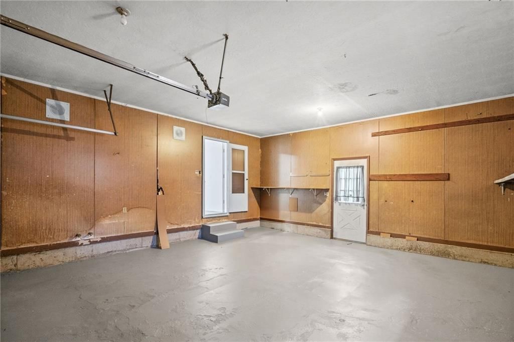 8819 E 61st Street — photo 35