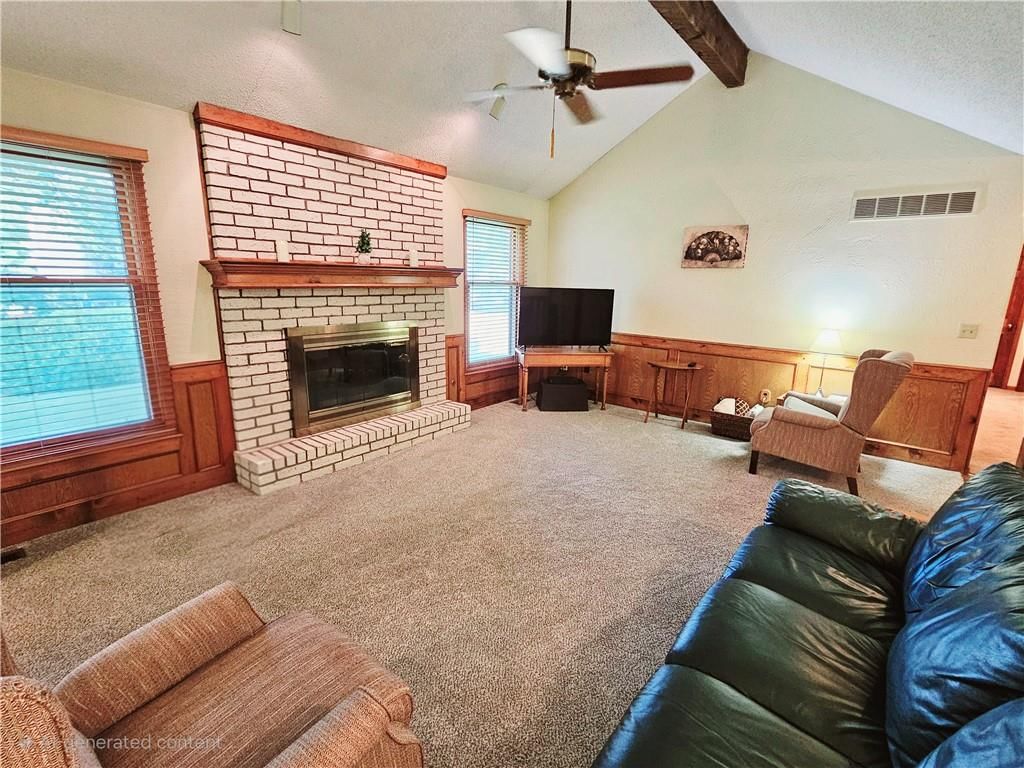 15293 Conser Street — photo 7