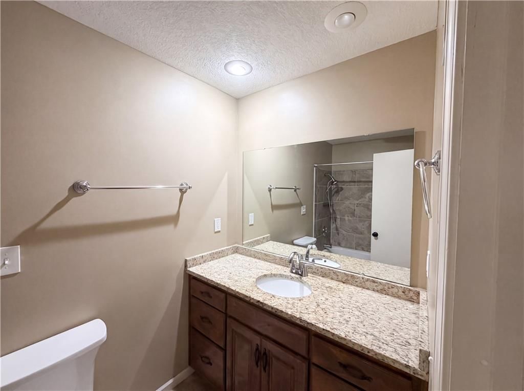 4321 NW Briarcliff Lane — photo 10
