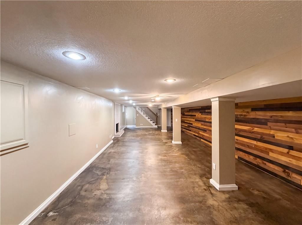 4321 NW Briarcliff Lane — photo 13