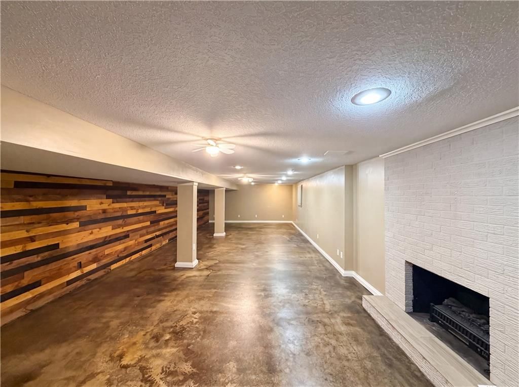 4321 NW Briarcliff Lane — photo 16