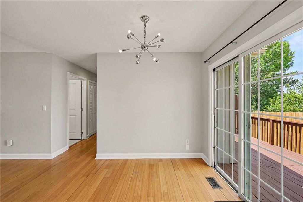 Photo 11 of 32 - 8285 N Revere Avenue, Kansas City, MO 64151