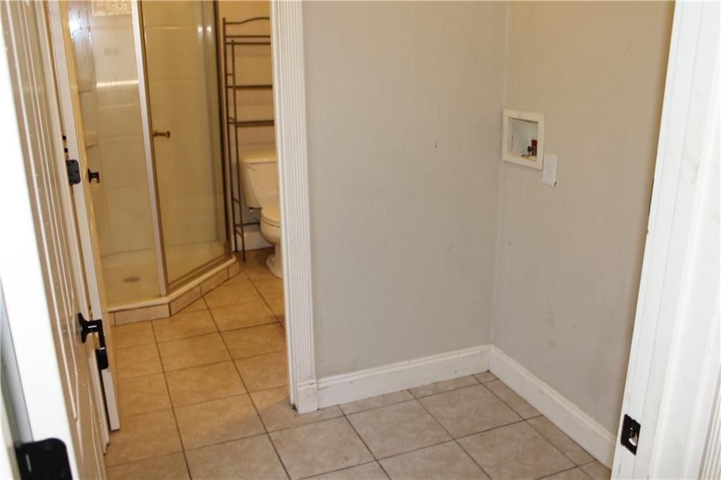 1216 S Main Street — photo 7