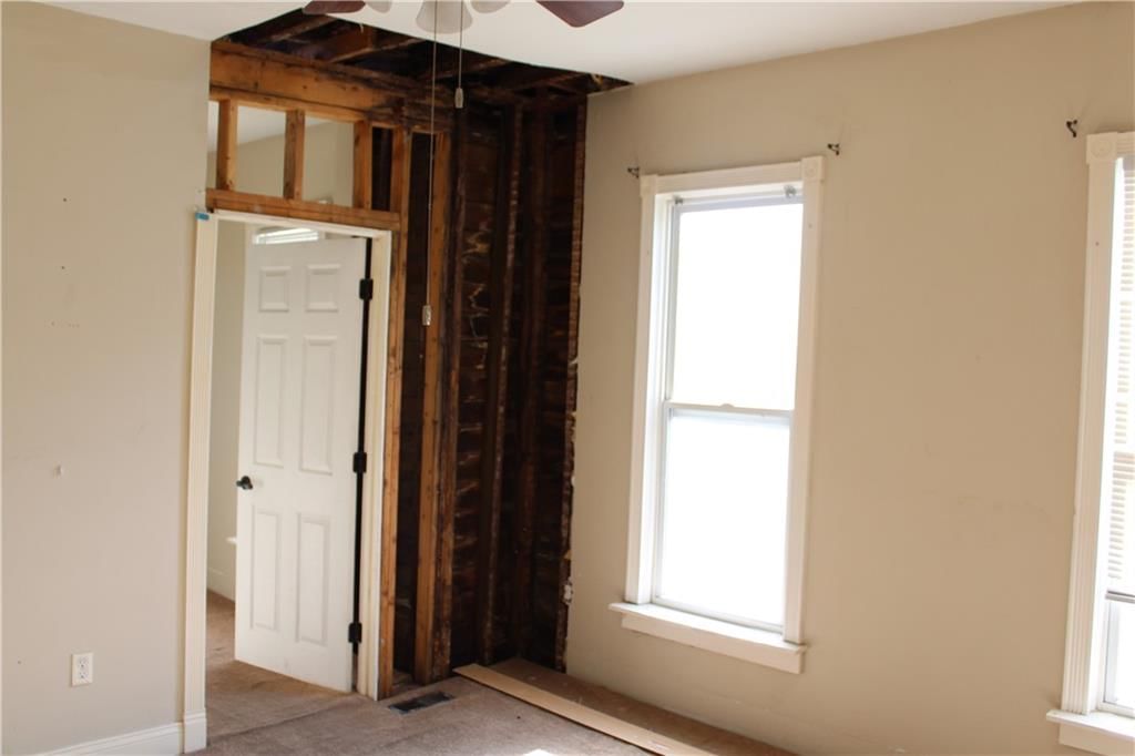 1216 S Main Street — photo 16
