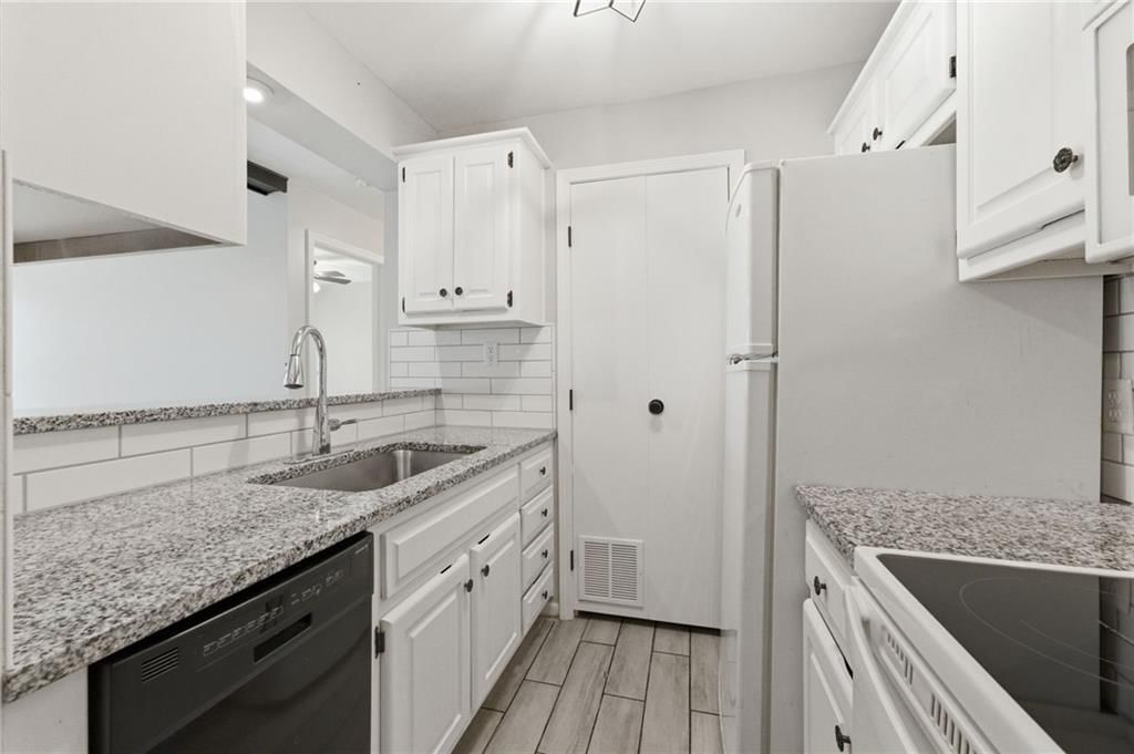 12030 W 58th Terrace — photo 4