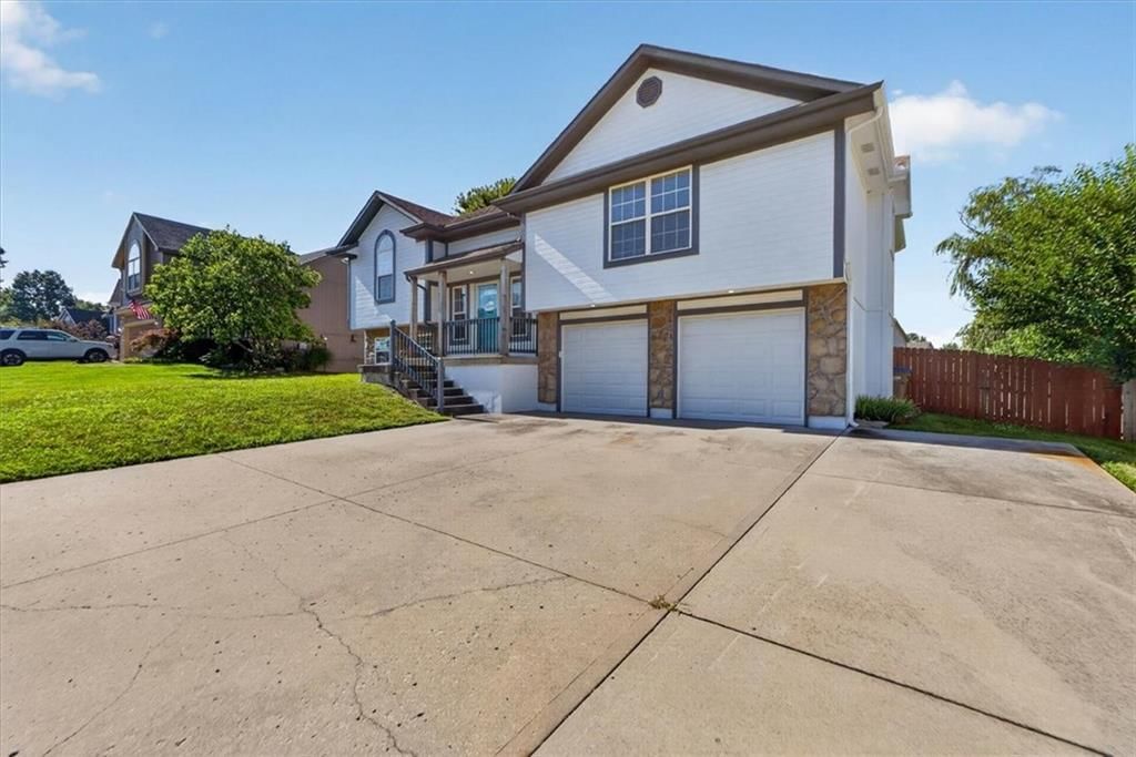 1109 White Oak Court — photo 4