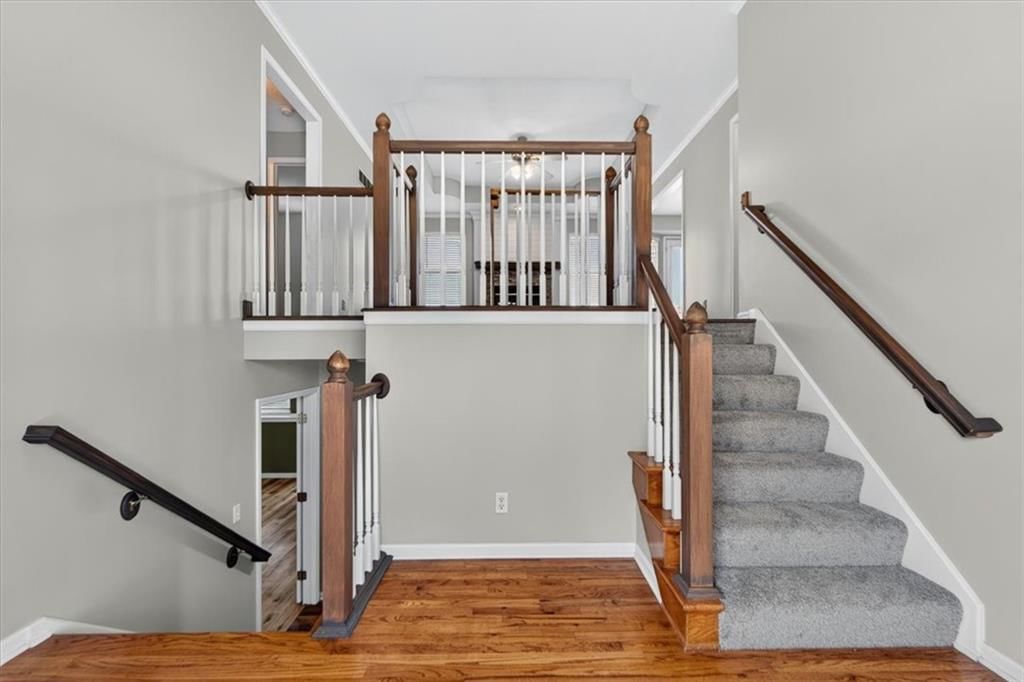 1109 White Oak Court — photo 6