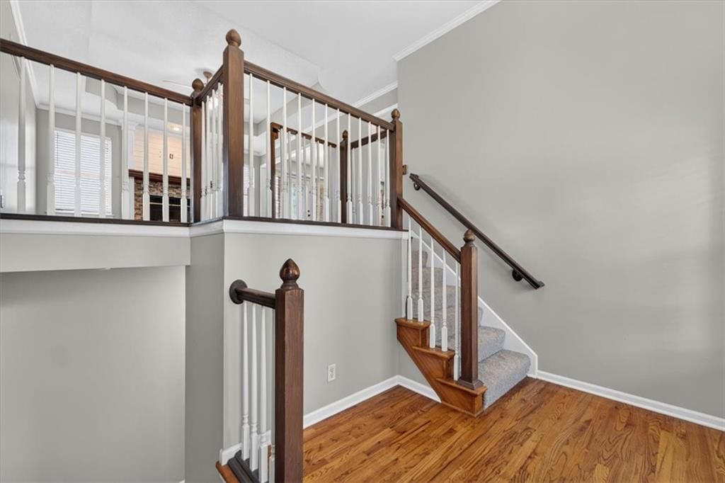 1109 White Oak Court — photo 8